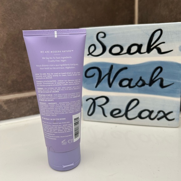 Only For You CC Cream by Monet - Picture 2 of 3